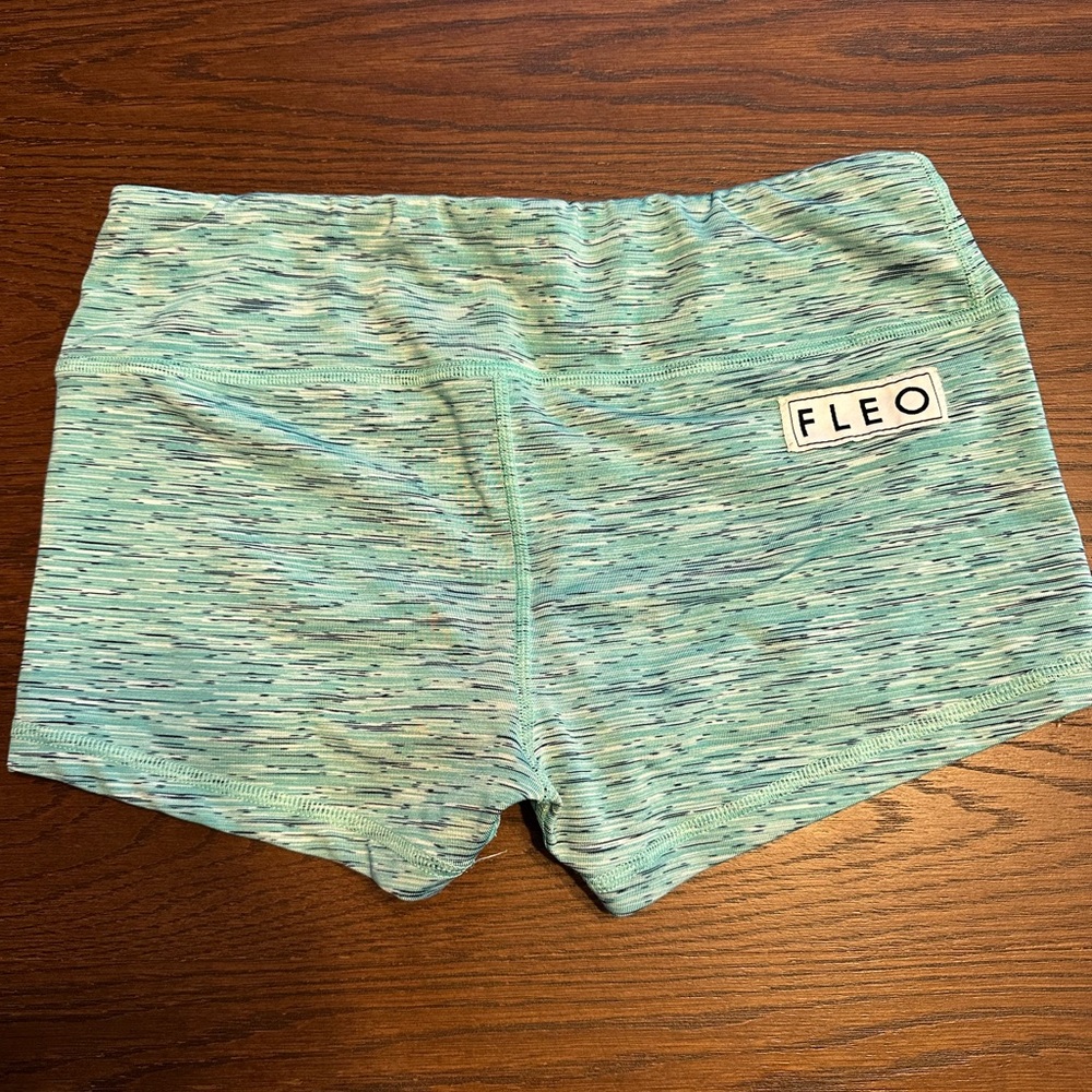 Fleo Shorts - Mint Green
